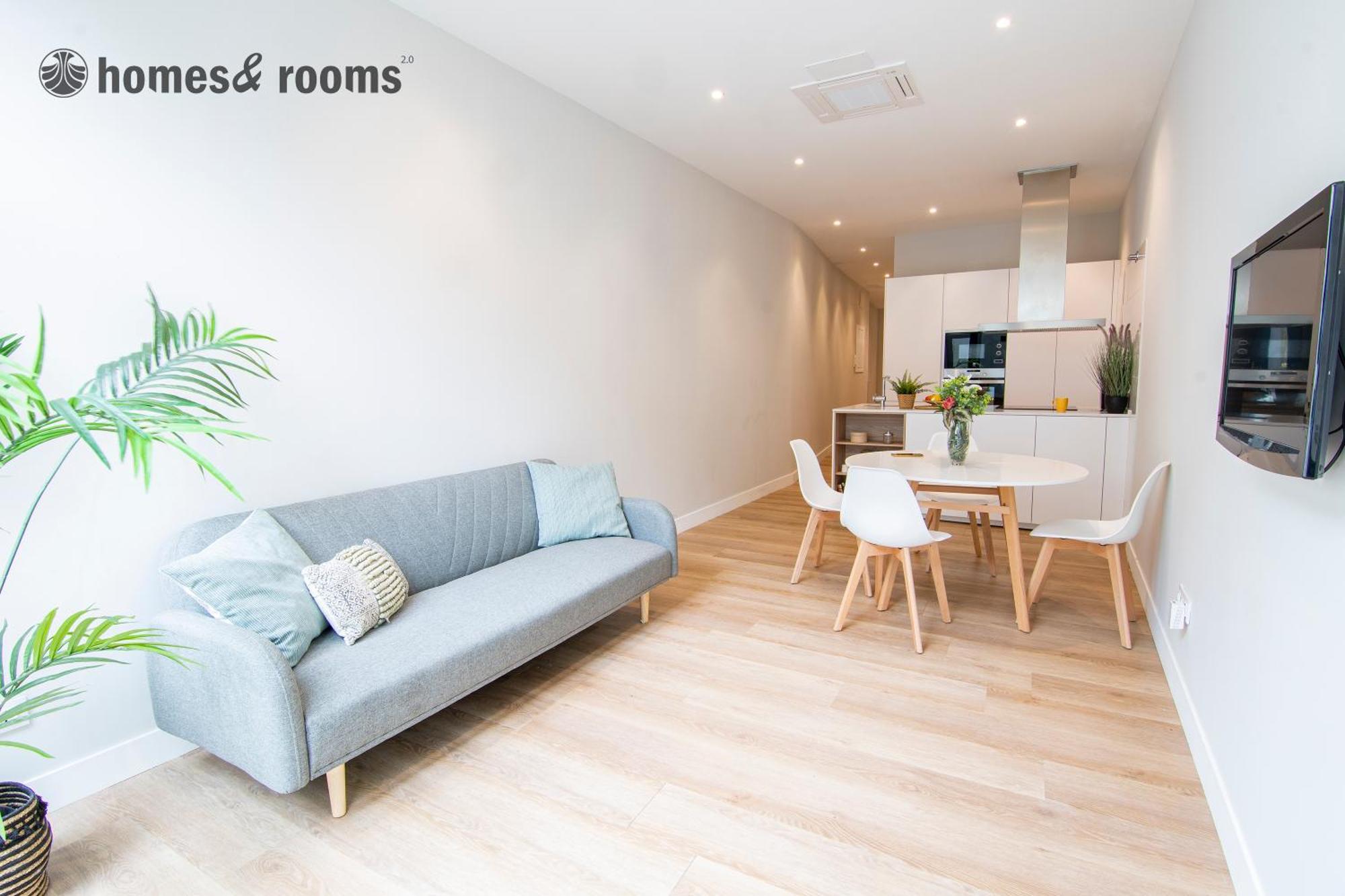 Enorme Apartamento Con 4 Banos ซานติอาโก เด กอมโปสเตลา ภายนอก รูปภาพ